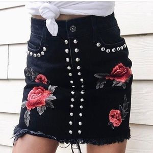 LF Denim Rose Embroidered Skirt
